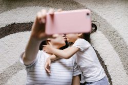 Selfie obsessions - What's it all about?