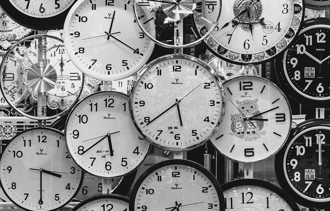 main_ is it too late_black-and-white-black-and-white-clocks-707676