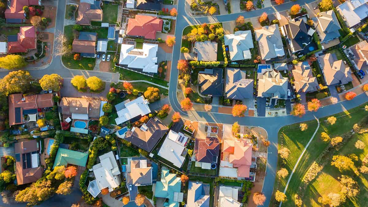 Aus housing Main